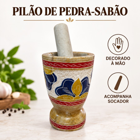 Pilão de pedra sabão decorado